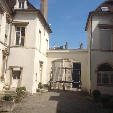 Flat Down Town Dijon