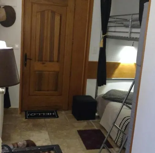 Flat Down Town * Dijon